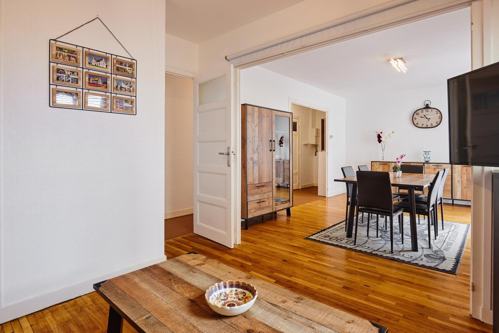 Les Hirondelles - 2 Chambres, 3 Lits, Climatisation Et Balcon Bourg-en-Bresse Exterior foto
